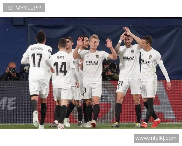 巴伦西亚主场迎战维斯卡期待精彩对决与激烈竞争